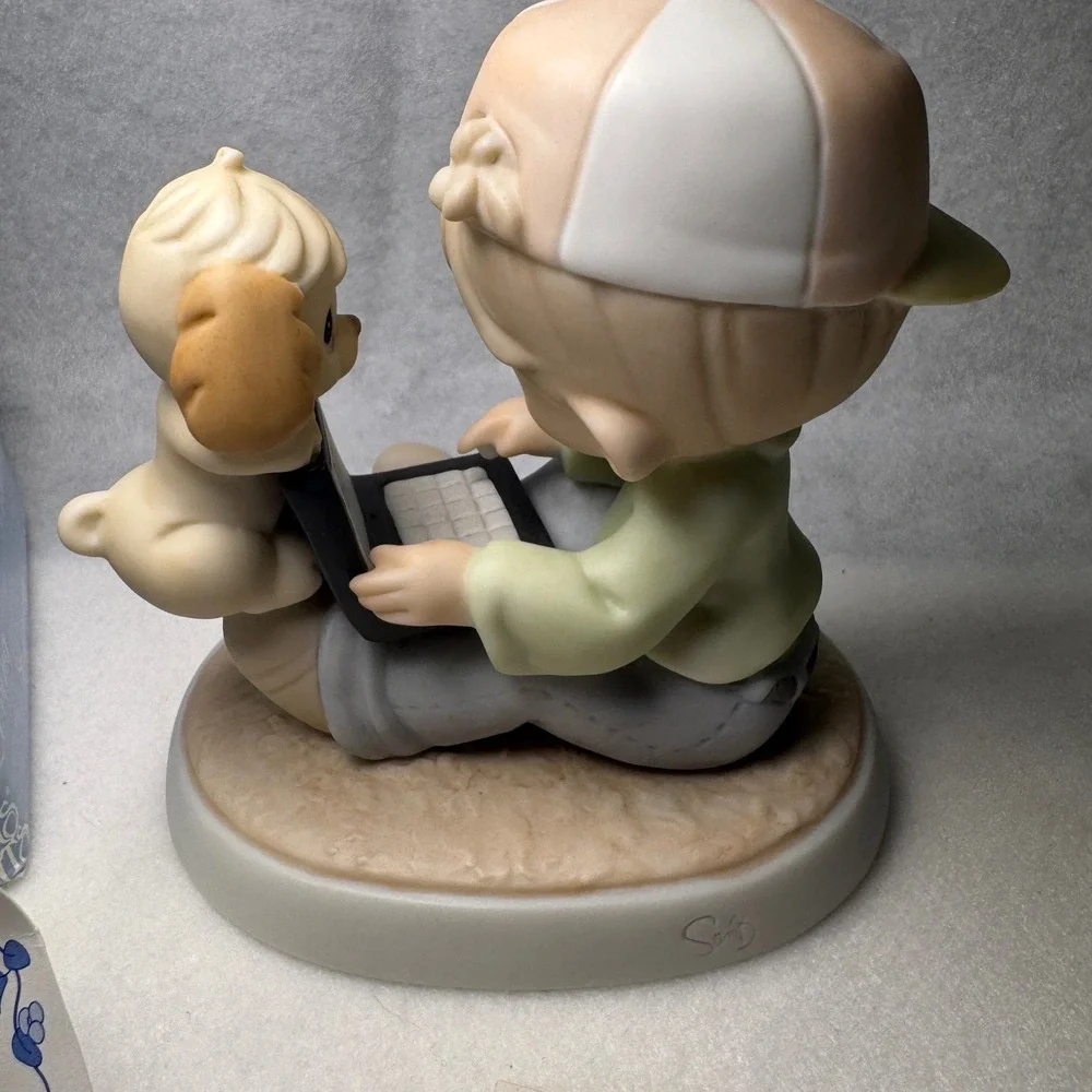 Precious Moments You're A Computie Cutie 2001 Members Only‎ Figurine PM0012 Box
